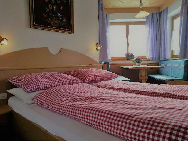 Zimmer - Hinterwalderhof Frühstückspension *
